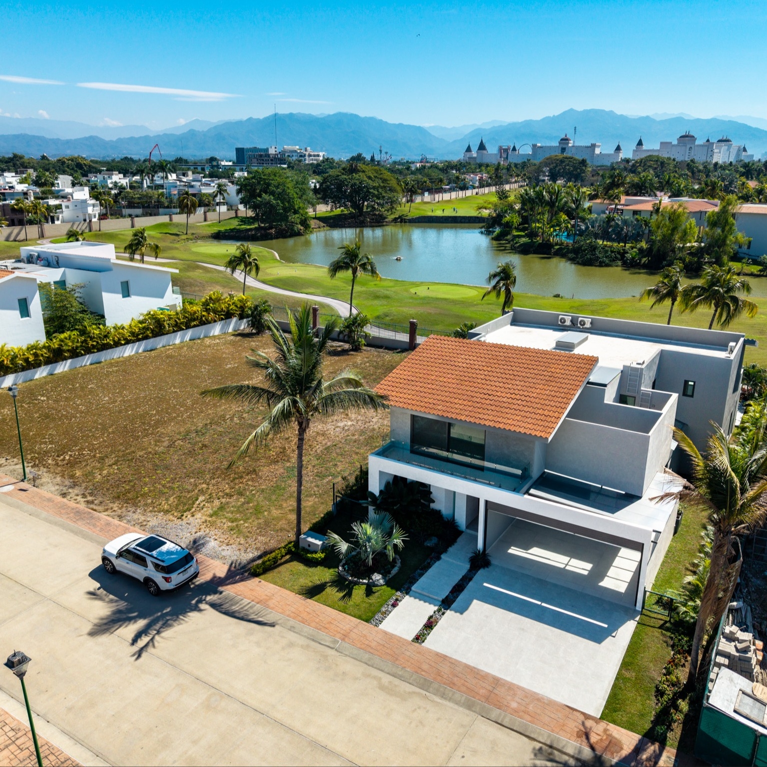 Alana Properties - Real Estate